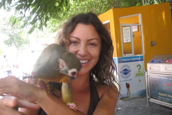 Catherine Chidiac with a monkey in Keralla, 2008